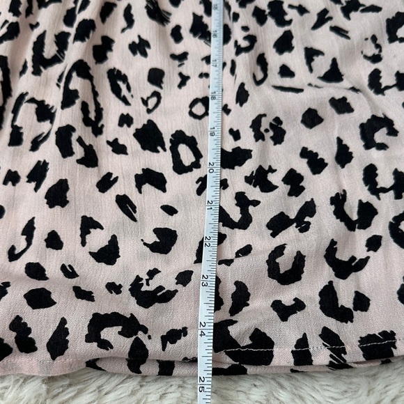 Savannah Jane Boho S Pink leopard embroidered floral Women’s Top - Picture 9 of 10